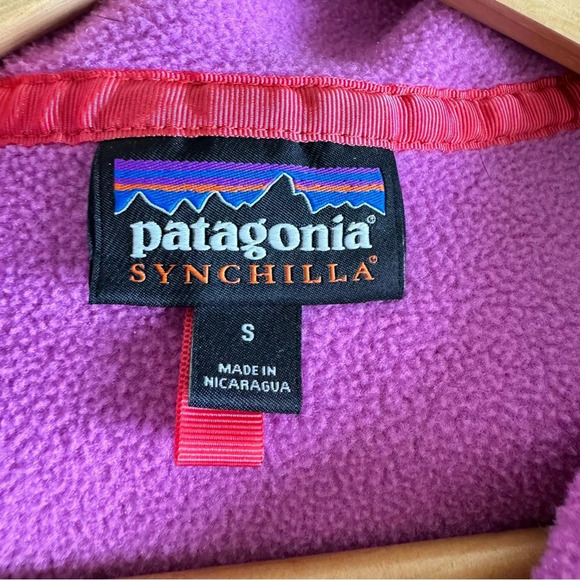 Patagonia Women's Lightweight Synchilla Snap-T Pullover size: small - Picture 5 of 5